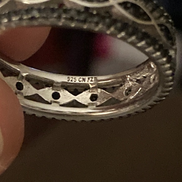 925 Silver Black Spinel Band Ring - Picture 6 of 6